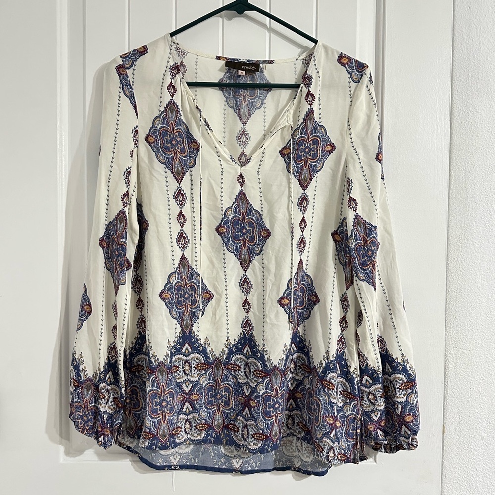Crosby.  Motif Prints Long Sleeves Blouse